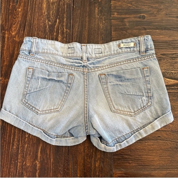Brandy Melville Light wash Distressed Denim Jean Shorts - Picture 7 of 9